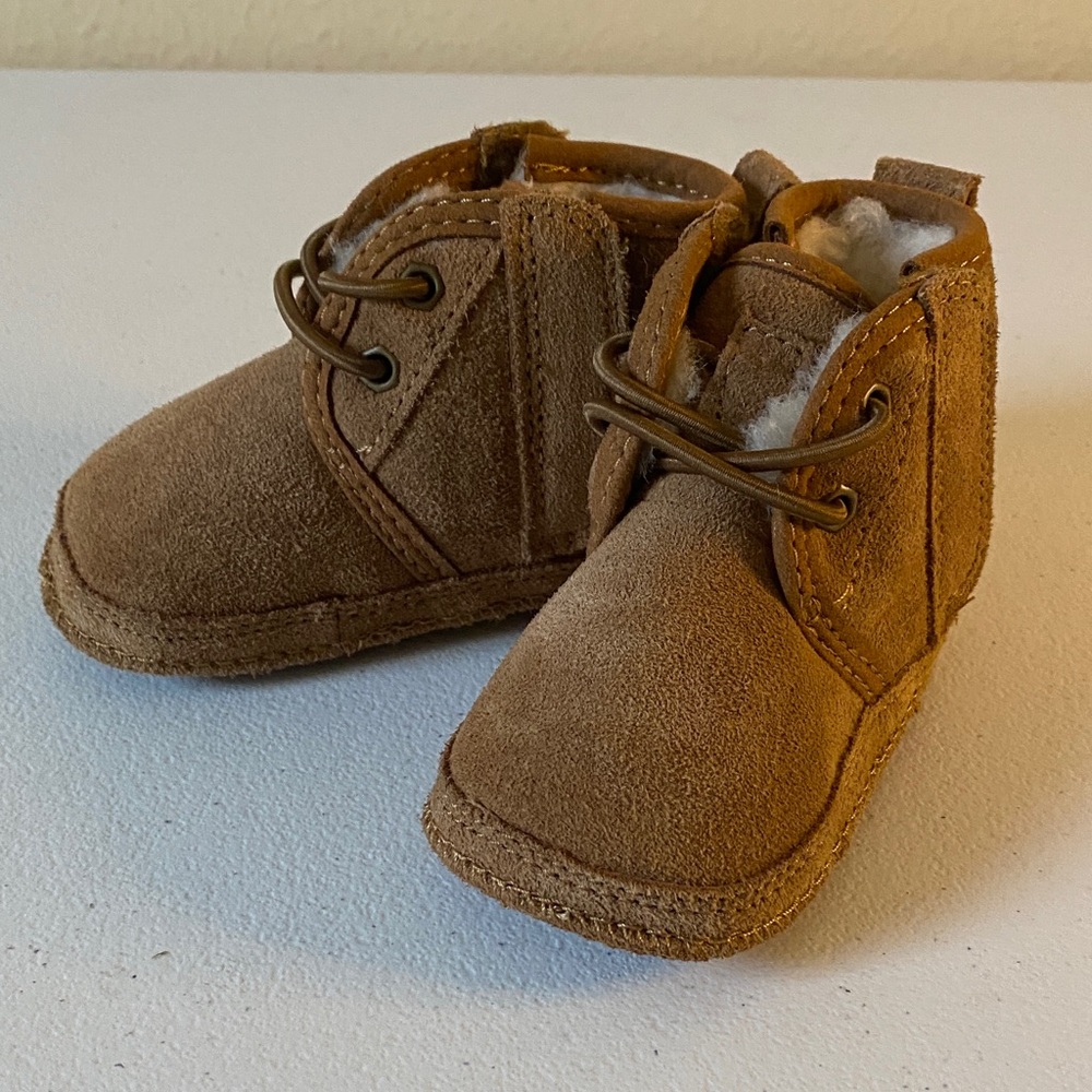 UGG Tan Kids/Baby Boots Sz 0/1